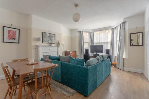 1 Bedroom Flat In North West London With Wifi, St Johns Wood, 