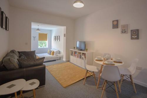 Victory Apartment By Rentmyhouse, Hereford, 