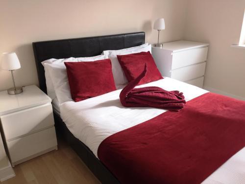 Luxury Apartments With Allocated Parking, Basingstoke, 