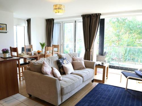 The Stour Apartment, Canterbury, 