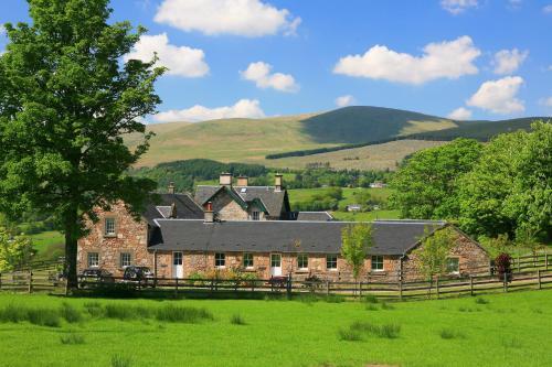 Arndean Cottages, Dollar, 