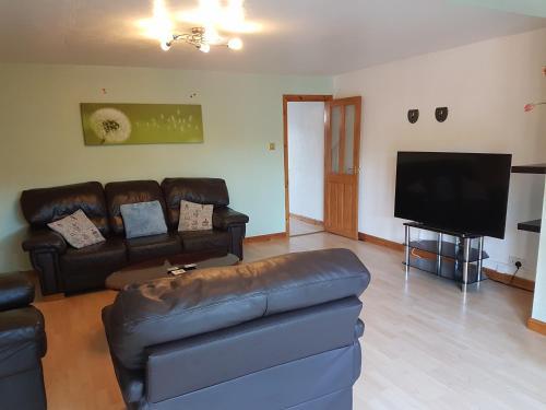 3 Bed Room House, Aberdeen, 