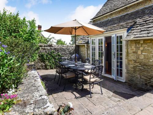 Cotswold Cottage, Coln St Aldwyns, 