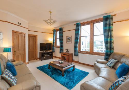 The Traquair Park Residence, Murrayfield, 