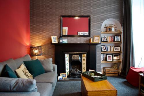 Stylish 1 Bedroom Edinburgh Home, Edinburgh, 