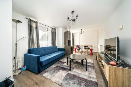 2 Bed Apartment, Shoreditch - Sk, Liverpool Street, 