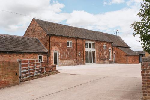 Tuppenhurst Barn, Rugeley, 