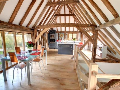 Holiday Home Saddlehurst Barn, Sissinghurst, 