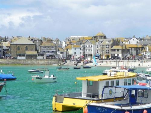 Holiday Home Chy An Chy, St Ives, 