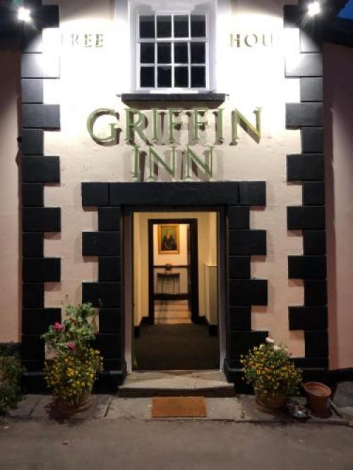 The Griffin Llyswen, Llyswen, 