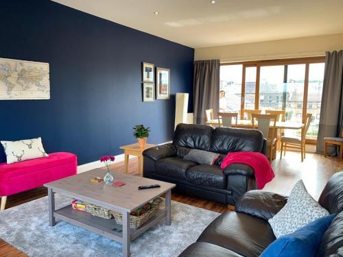 5 Bedroom Central Penthouse Apartment, Murrayfield, 