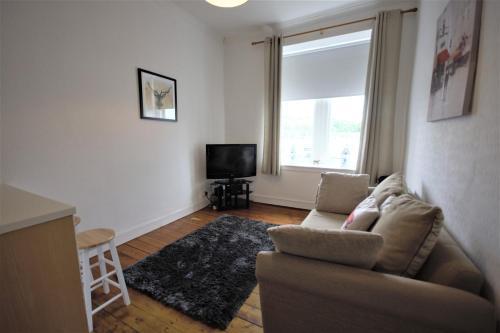 Bright And Cosy West End Apartment, Hillhead, 