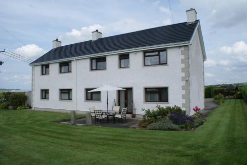 Jadean House Self Catering, Clanabogan, 