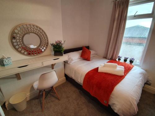 Coral Suite Sasco Apartments, Blackpool, 