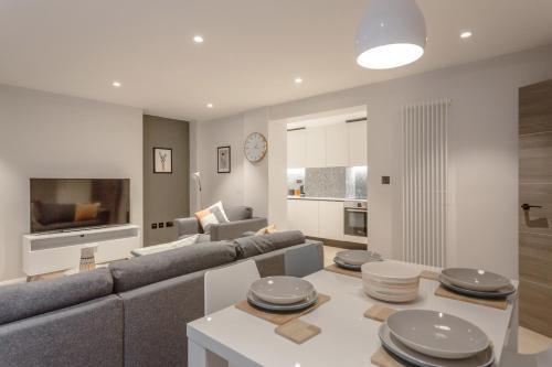 High Spec Lux Apartment, Bloomsbury, 