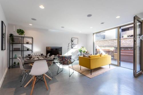 Trendy East London Living (mon3), Hackney, 