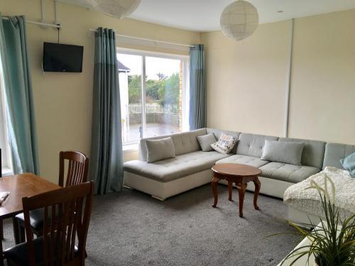 The Precinct 7 Bed Apartment, Porthcawl, 