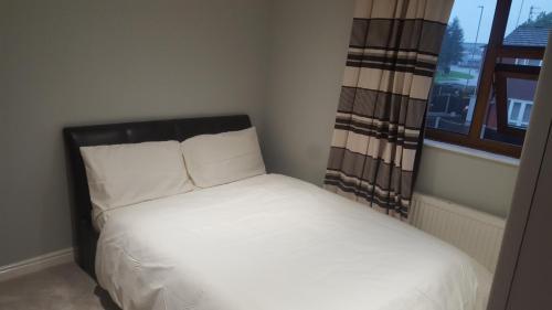 Nice Comfy Bedroom, Leeds, 