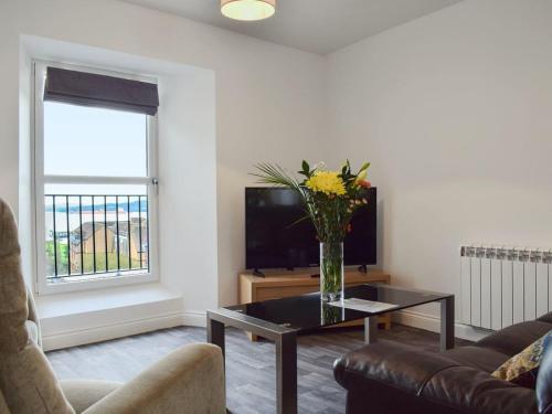 Forth View Apartment, Inverkeithing, 