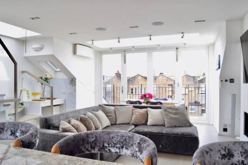 Bright And Stylish Apartment In Little Venice, Little Venice, 