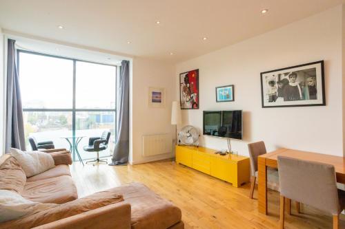 Superb 1 Bed Flat Near Shoreditch For 2 People, Bethnal Green, 