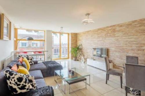 Penthouse Apartment - Merchant City, Abington, 