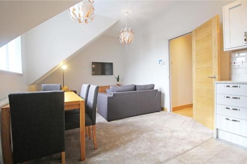 Hunters Walk - Luxury Central Chester Apartment - Free Parking, Chester, 