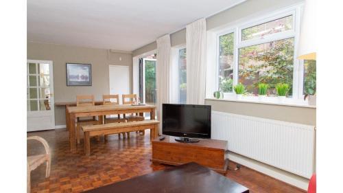 Spacious 3bed House In Putney, East Putney, 