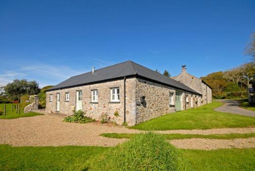 Hop Garden Cottage, Neyland, 