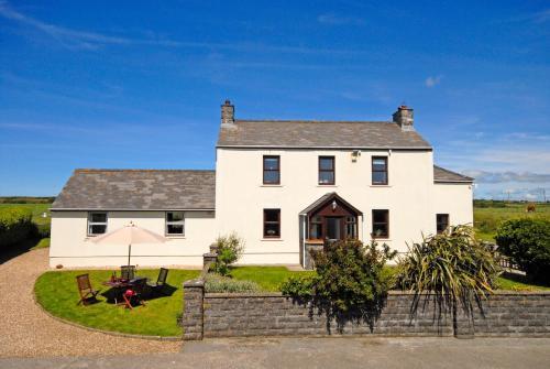 Ty Fferm Farmhouse, Trefin, 