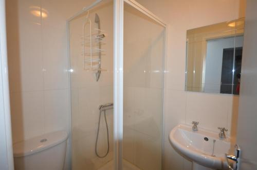 Mayfair House Apartment, Sunderland, 