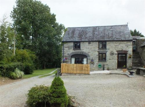 Gnol Byre, Boncath, 