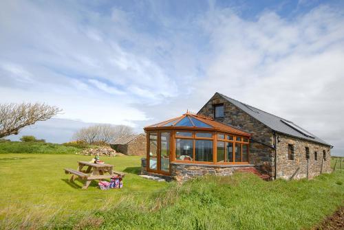 Beacon Cottage, Trefin, 