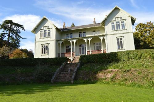 Burton Hall Self Catering, North Tawton, 