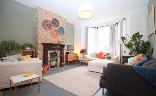 St Leonardâ€™s Central 4 Bed Character Home, Hastings, 