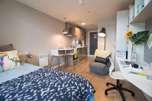 Modern Studio In The Centre Of Newcastle, Newcastle Airport, 