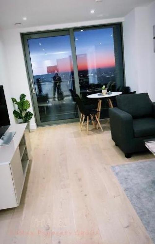 Luxury, Spacious, Stylish Canary Wharf Apartment, Docklands, 