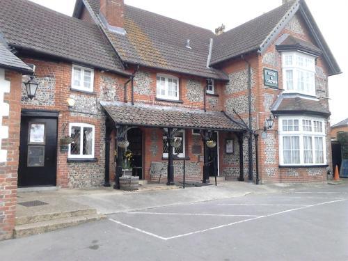 The Rose & Crown, Amesbury, 