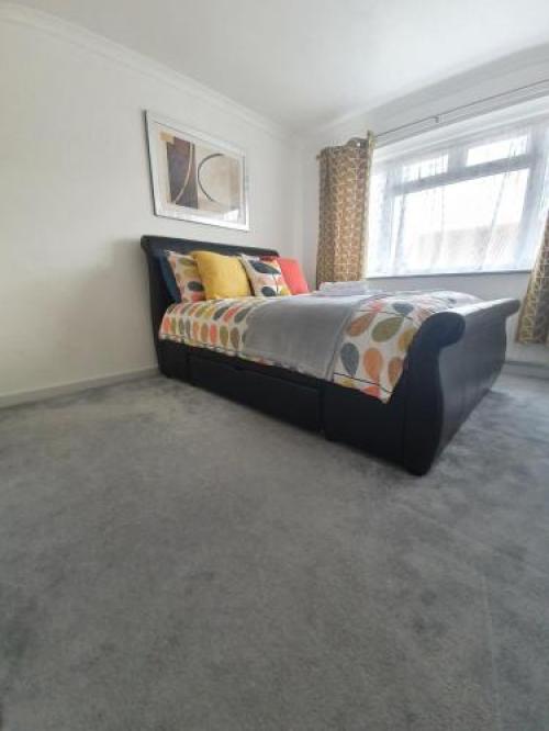 Beautiful Room In Lancing, Lancing, 