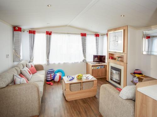 Holiday Home Hopton Park-6, Gorleston, 