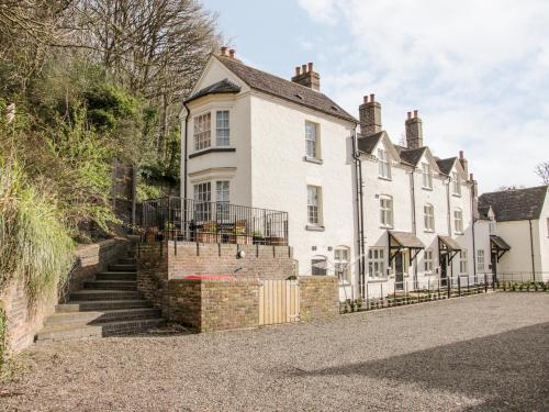 6 The Grove, Ironbridge, 