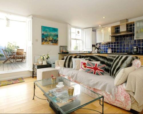 Lovely Flat On Portobello Road With Large Terrace, Notting Hill, 