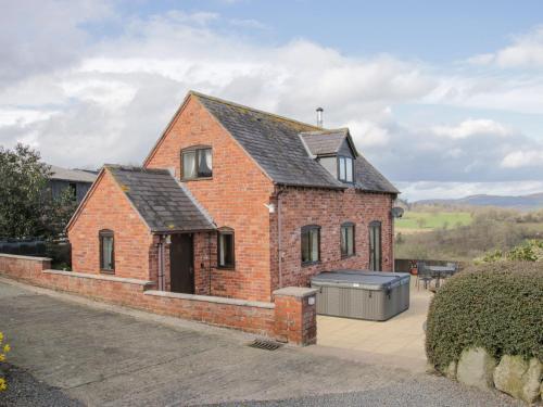 Waggoners Cottage, Montgomery, Berriew, 