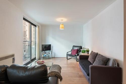 New Bright & Modern 2 Bd In The Heart Of Liverpool, Liverpool, 