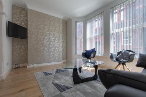 New Stylish 3bd Flat In The Heart Liverpool City, Tuebrook, 