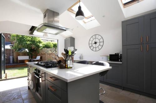 Modern, Chic 2br Townhouse In Central Oxford, Oxford, 