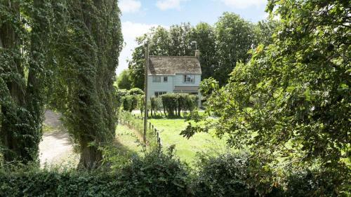 Pair Of Secluded Rural Cottages Near Oxford, Eynsham, 