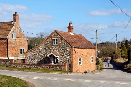 Dog Cottage, Blickling, 