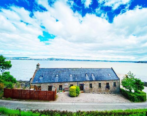 The Old Boathouse, Guthrie By Forfar, 