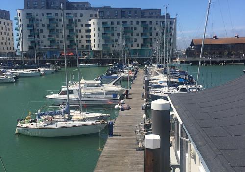 Brighton Marina Floating Home, Rottingdean, 